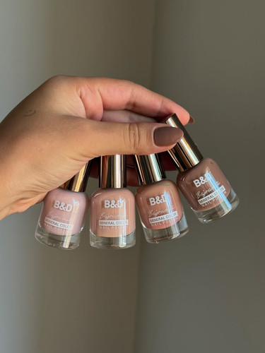 لاکهای اینه ای رنگ سفید کرم آبی قهوه ای کمرنگ